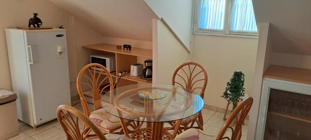 Logement Spacieux Deux Pieces A Baie Mahault 외부 사진