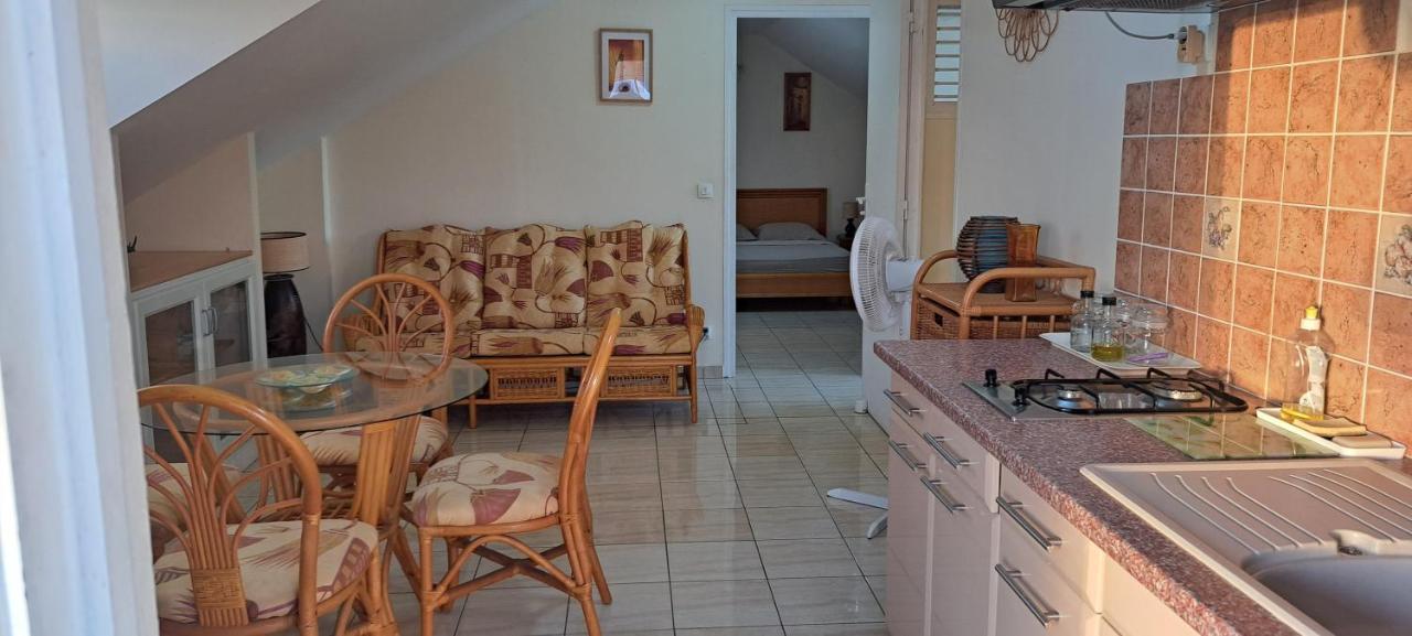 Logement Spacieux Deux Pieces A Baie Mahault 외부 사진