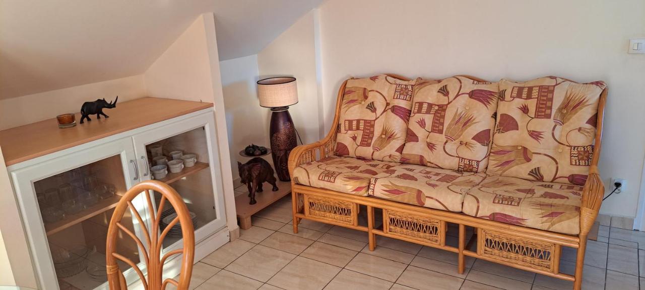 Logement Spacieux Deux Pieces A Baie Mahault 외부 사진