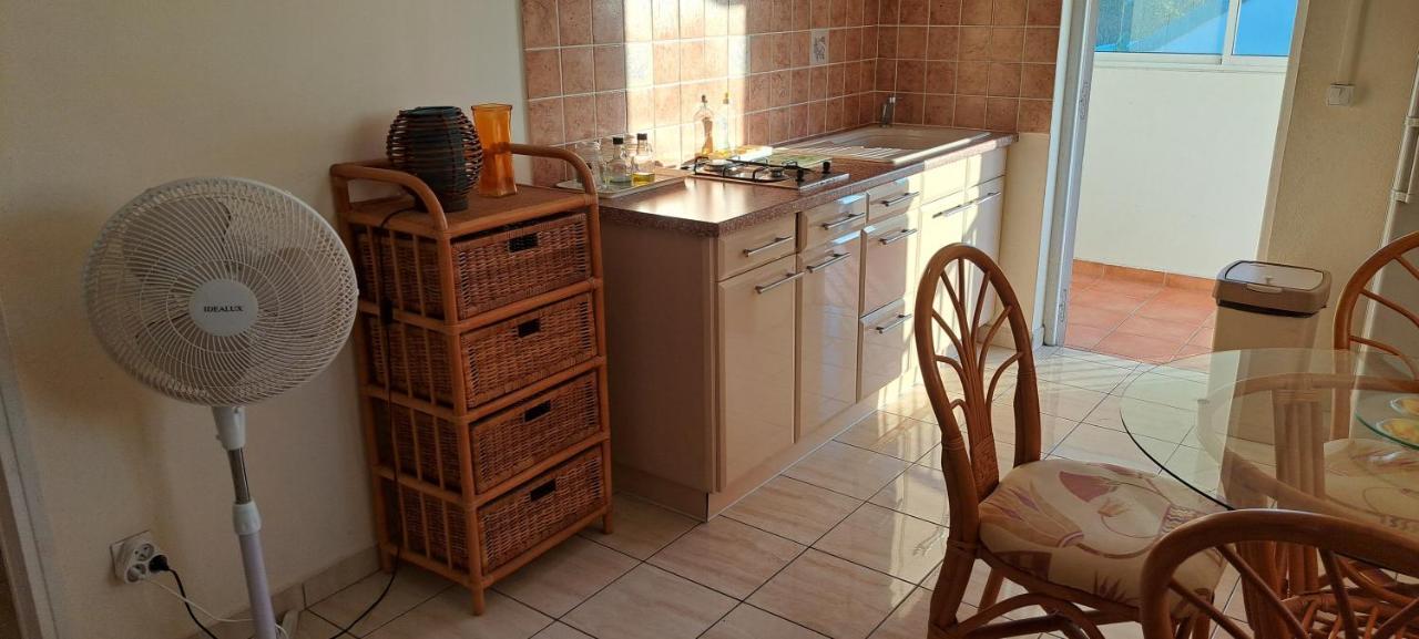 Logement Spacieux Deux Pieces A Baie Mahault 외부 사진