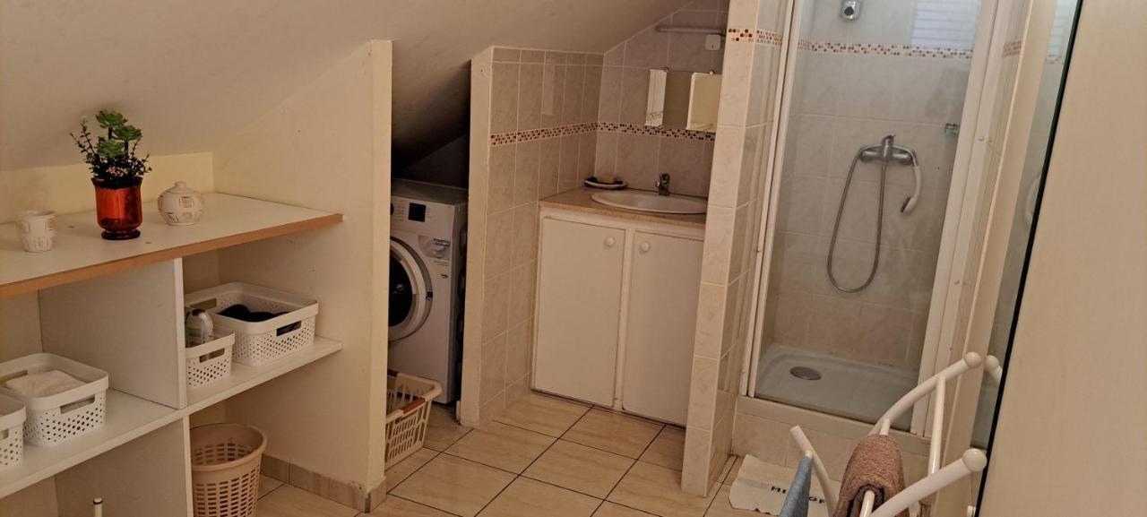 Logement Spacieux Deux Pieces A Baie Mahault 외부 사진