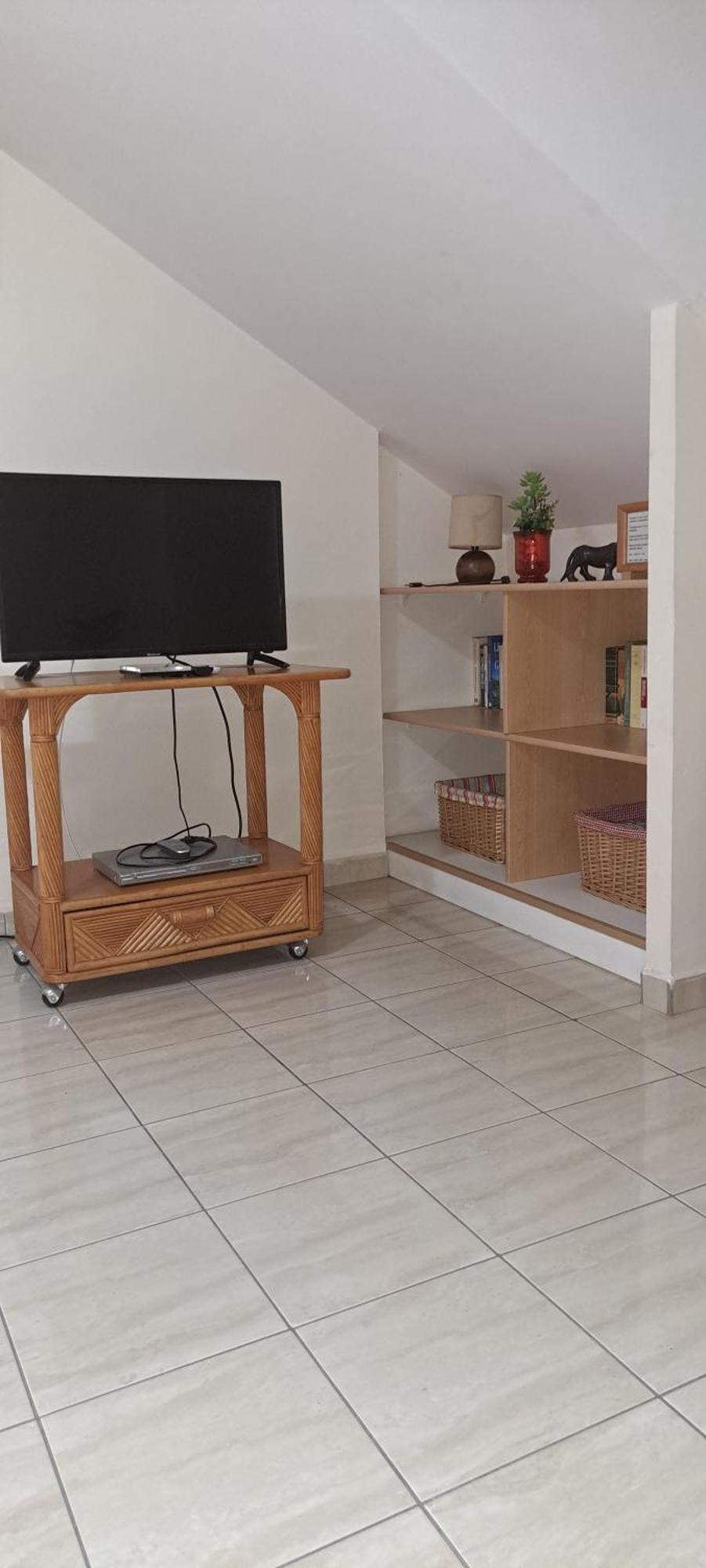 Logement Spacieux Deux Pieces A Baie Mahault 객실 사진